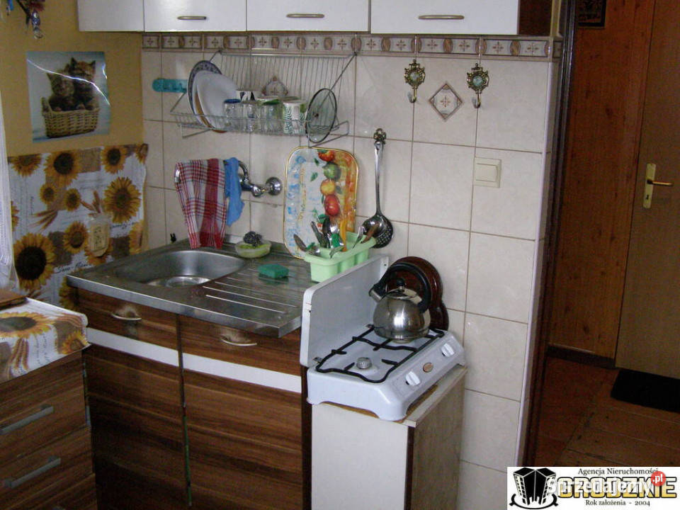 Niewielki emeryta rodziny 5555zł/m2 Makowa sprzedam