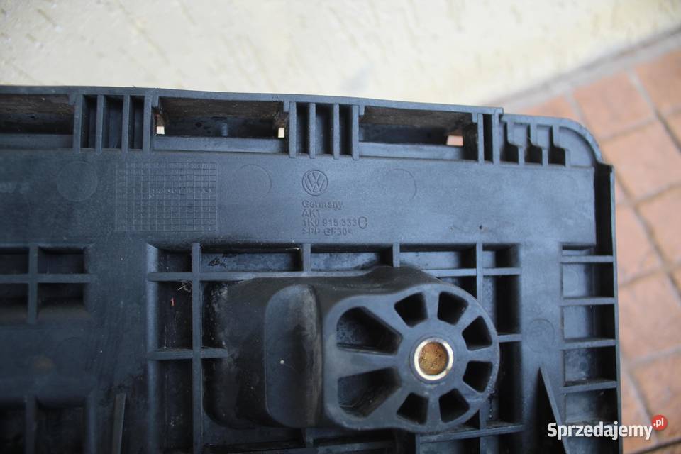 PODSTAWA AKUMULATORA SEAT ALTEA 1K0915333 osobowe