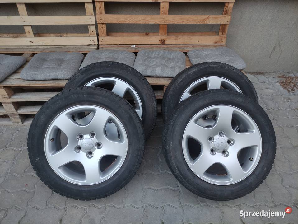 Oryginalne felgi Audi 16 5x112 opony zimowe Pruszcz Gdański
