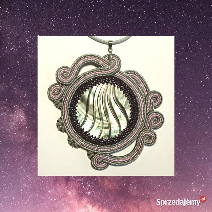 DUŻY WISIOR Z MUSZLĄ SUTASZ Warszawa