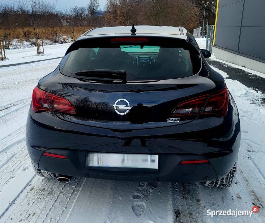 Opel Astra J GTC 14 Turbo 140 2012 Idealny stan ogranicznik prędkości Gliwice