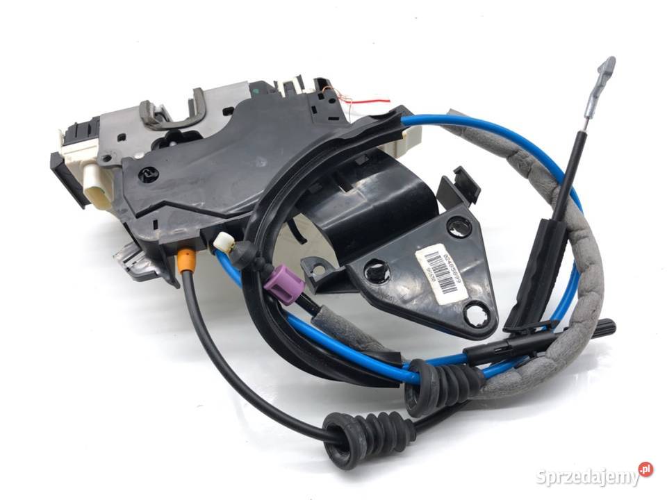 ZAMEK DRZWI PRAWY TYŁ MERCEDES X204 SUV