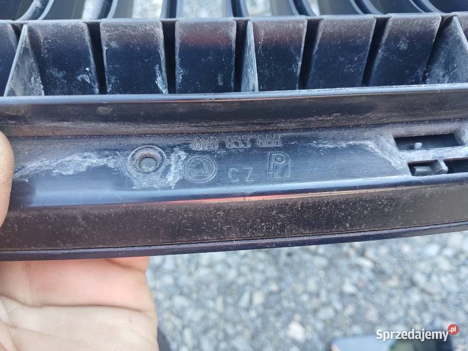 Grill atrapa chłodnicy 6Y0853668 Skoda Fabia I
