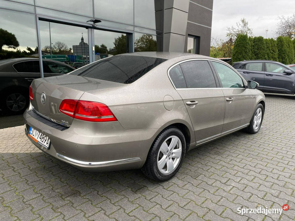 Volkswagen Passat LED bixenon tempomat PDC navi Żory sprzedam