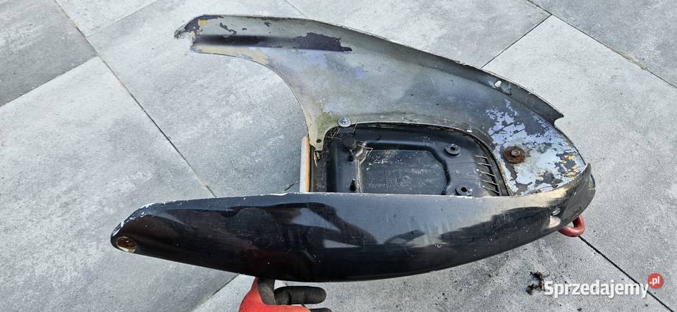 Aprilia rs 125 zadupek ogon plastik siedzenie Rybarzowice