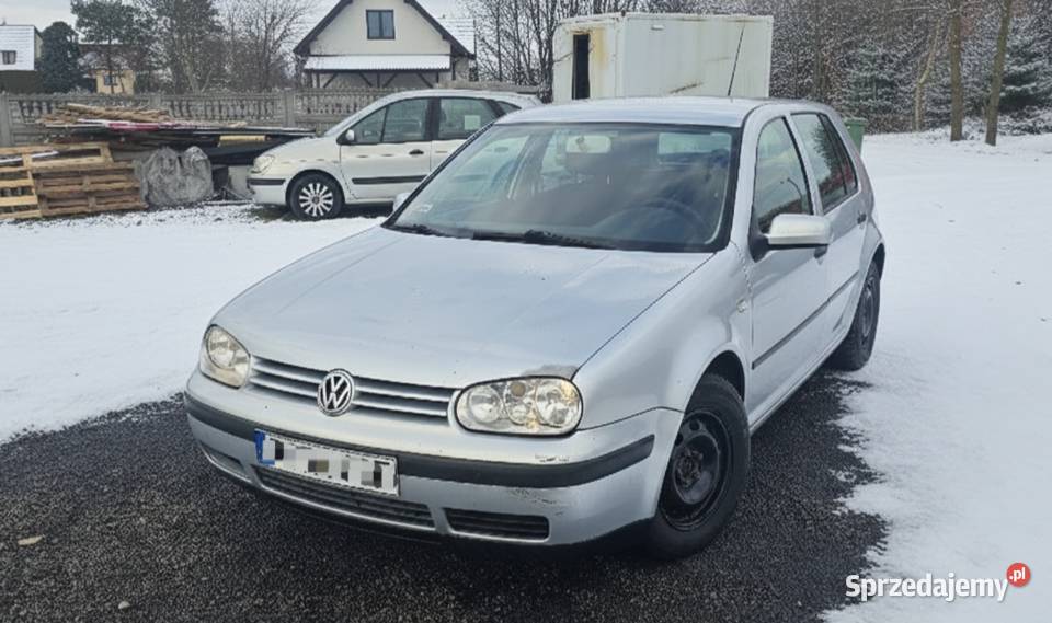 Volkswagen Golf IV 16 benzyna 4/5 Brzesko