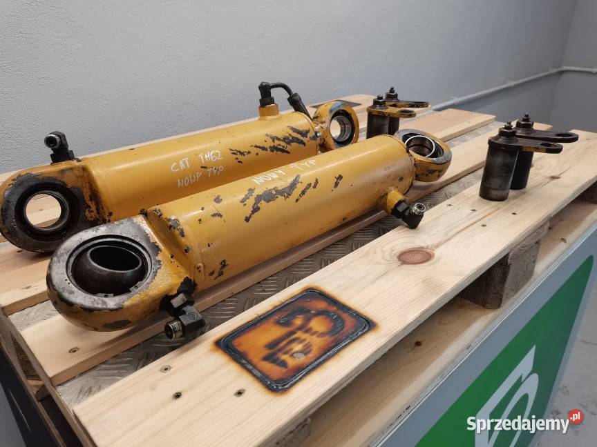 Siłownik kompensacyjny CAT TH 62 Wilkowo