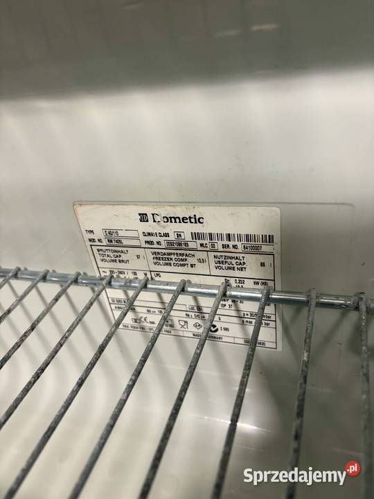 Lodówka do kampera przyczepy kampingowej Dometic