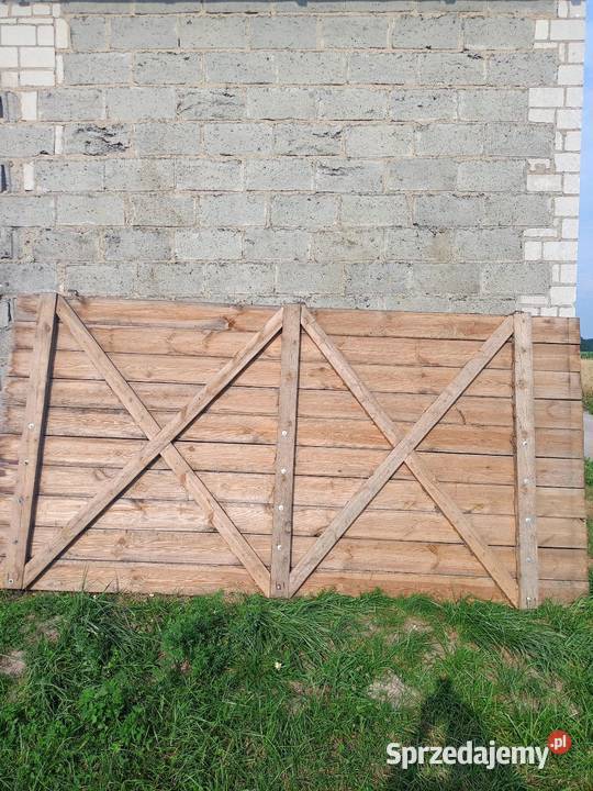 Wrota drewniane 4x4m łódzkie Leśnica