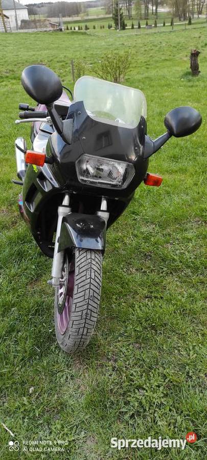 Suzuki GSX F Dziewczyny Rok produkcji 1996 Suzuki Suzuki Suwałki