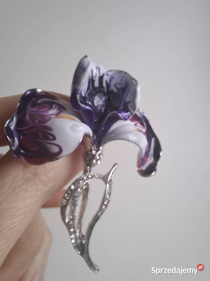 Broszka kwiat irysa emaliowanacyrkonie sprzedam