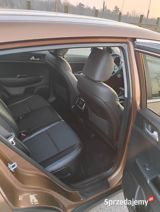 KIA SPORTAGE IV garażowany Władysławów