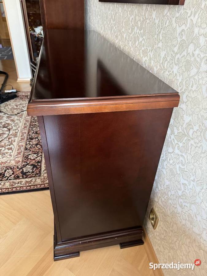 Komplet mebli stylowych drewnianych