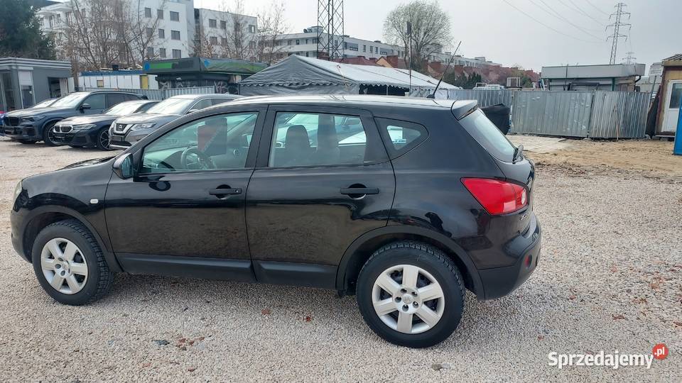 NISSAN QASHQI 16 benzyna 2009 bezwypadkowy Rok produkcji 2009