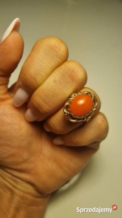 Złoty pierścionek z koralem Gdańsk sprzedam