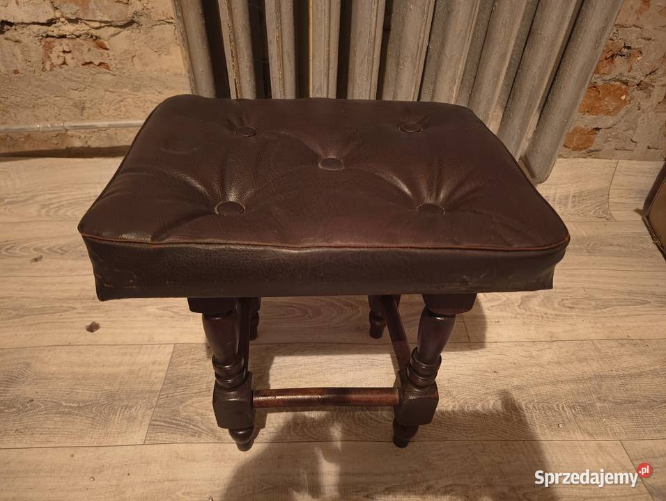 Taboret pufa krzesło z obiciem skórzanym PRL Pufy i podnóżki Będzin sprzedam