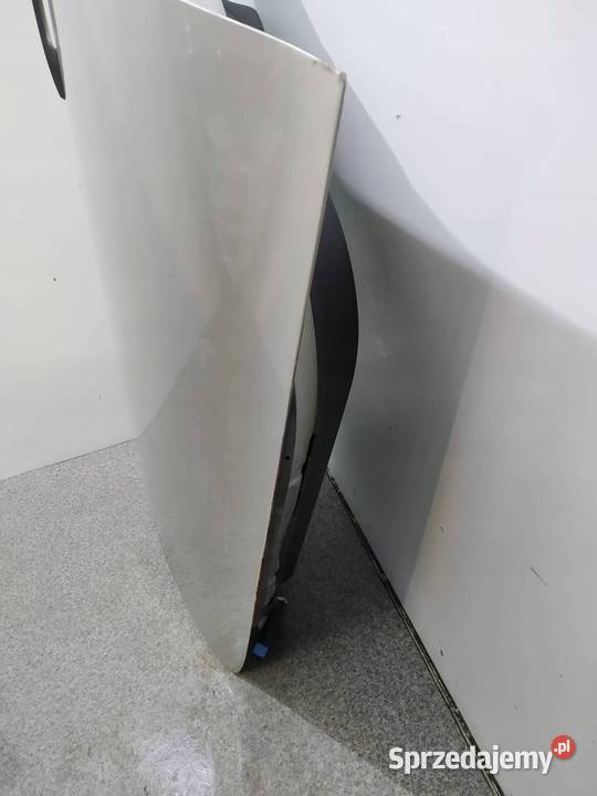 DRZWI LEWE PRZÓD SREBRNE Toyota Auris I 20062012 sprzedam