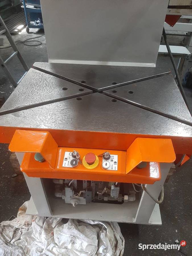 Prasa hydrauliczna WMW PYE 100 S1M z Biznes i Przemysł Krobia