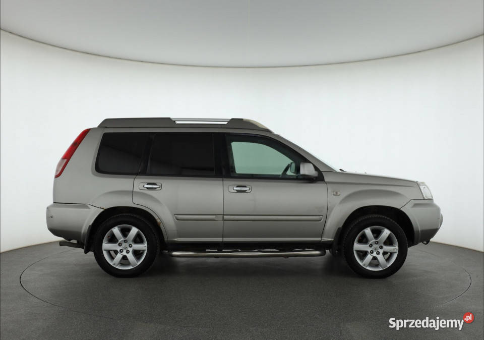 Nissan XTrail 20 1998cm3 Piaseczno