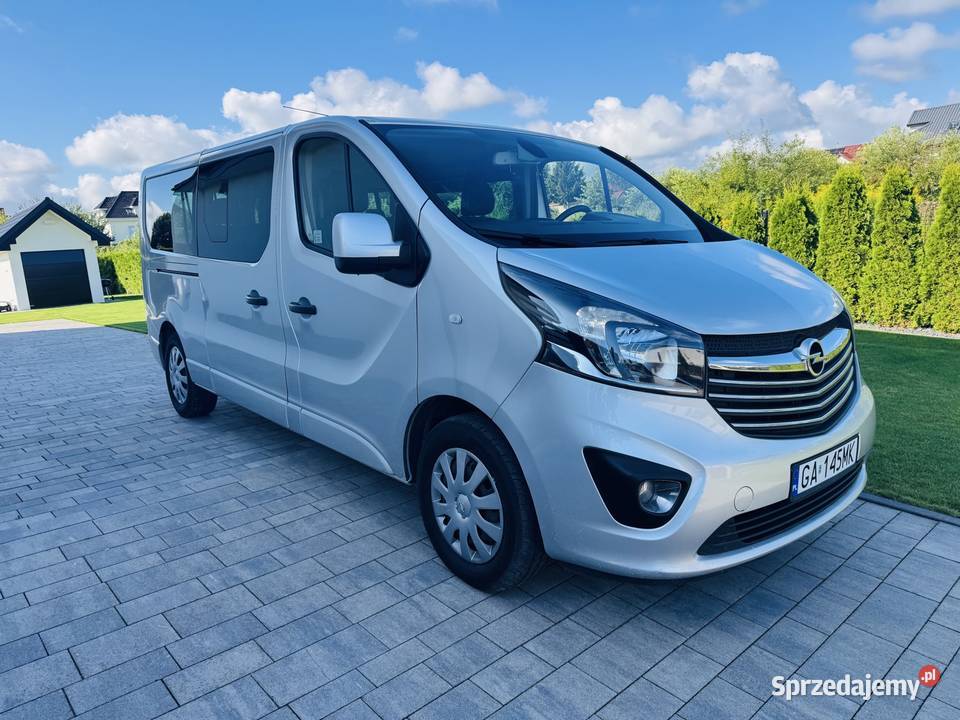 Opel Vivaro Salon 9 osobowy Kamera ESP Vivaro pomorskie