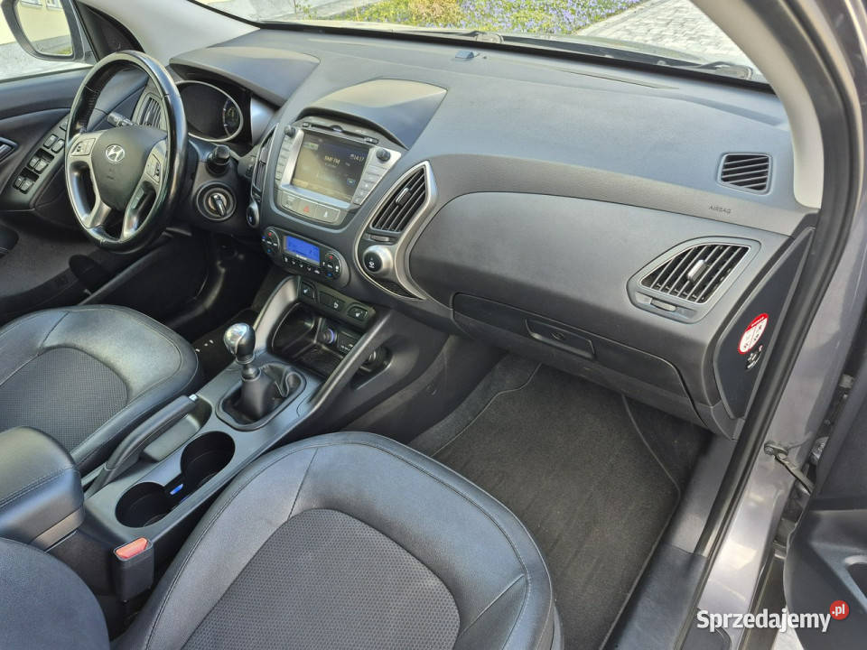 Hyundai ix35 navi grzane fotele kamera lift led sprzedam