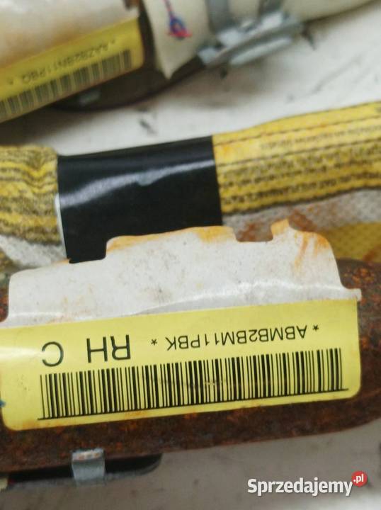 KURTYNA LEWA PRAWA KOMPLET T27 6096982 Toyota osobowe sprzedam