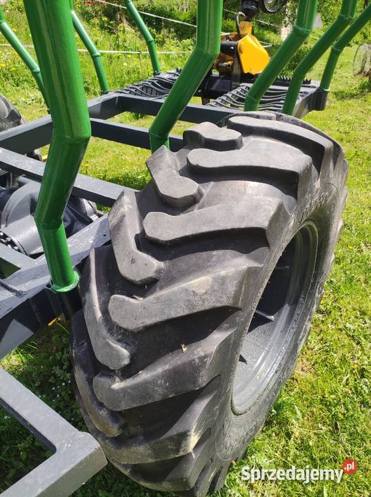 Przyczepa leśna z żurawiem i napędem Ustrzyki Dolne