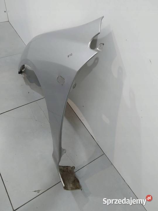BŁOTNIK LEWY PRZÓD NH623M Honda Civic VII