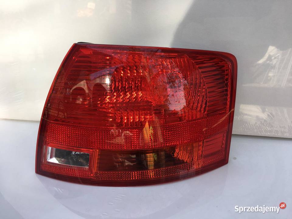 AUDI A4 8E9 KOMBI PRAWA LAMPA TYŁ osobowe Ostroróg
