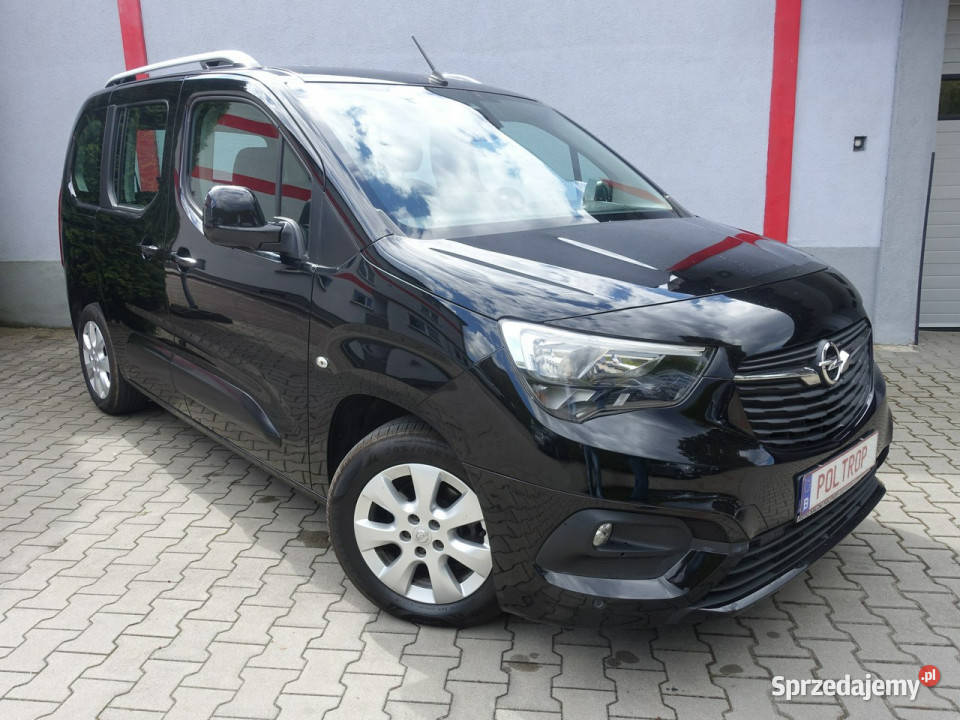 Opel Combo 15D Ledy Alu Klimatronik CarPlay isofix Combo Combo Częstochowa