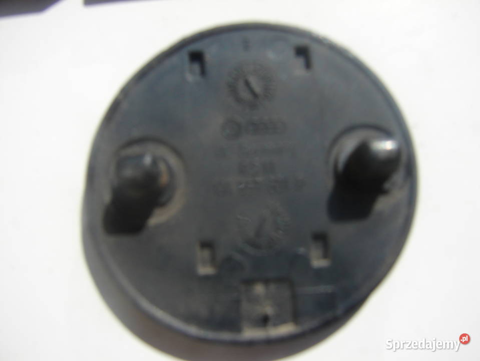 VW PASSAT MK1 emblematy logo tylnej klapu sprzedam