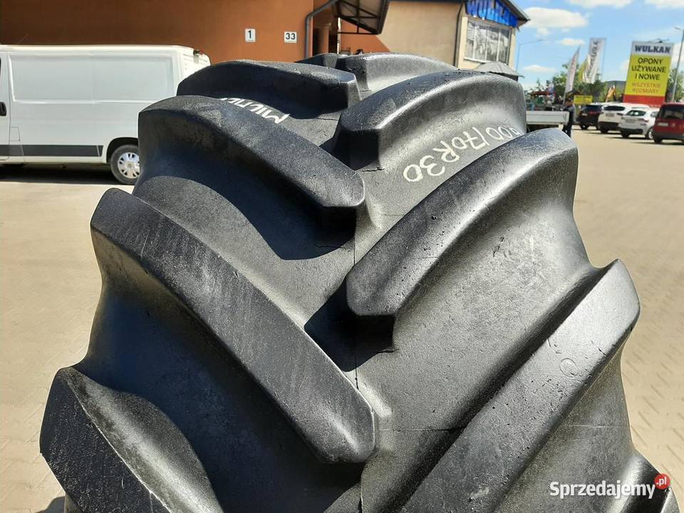 Opona używana rolnicza 60070R30 MICHELIN AXIO Zaścianki sprzedam
