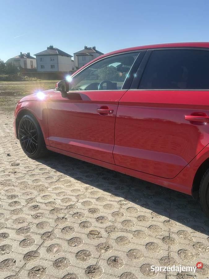 Audi A3 20 TFSI quattro S tronic Rok produkcji 2016 Łapy