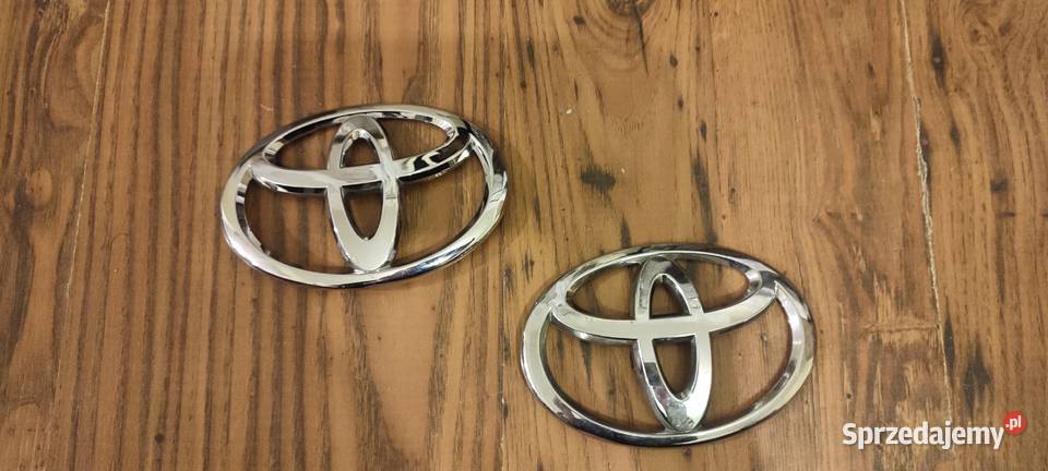 Emblemat Toyota Avensis 754310D050 zachodniopomorskie Szczecinek sprzedam