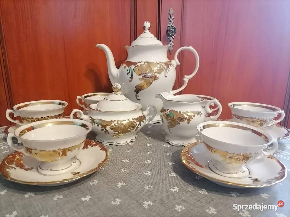 Zestaw porcelanowy Złoty Liść Wałbrzych PRL