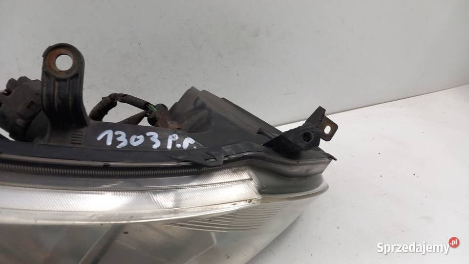TOYOTA VERSO 0913 LAMPA PRZÓD PRAWA wielkopolskie Zbierkowo sprzedam