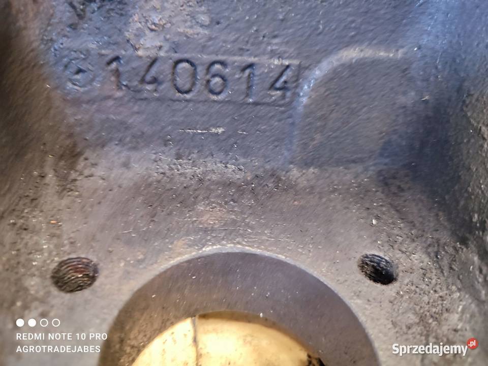 Zwrotnica 84196944 Piasta 140614 Holland T6165 Wilkowo