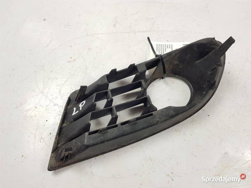 KRATKA ZDERZAKA PRZÓD VOLKSWAGEN GOLF V Lipno