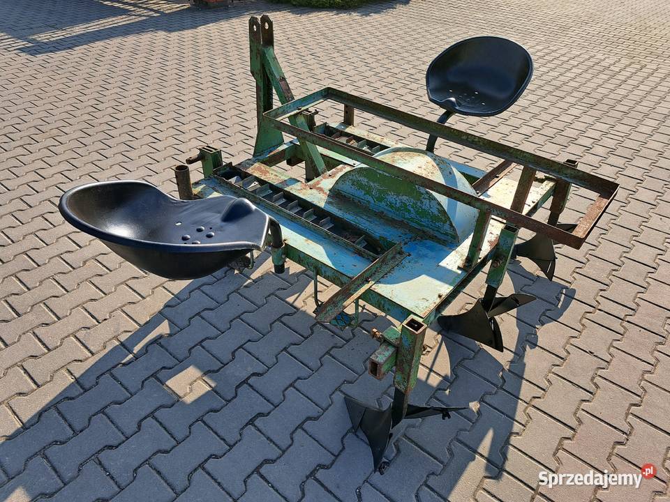 Sadzarka 2 rzędowa do pokiełkowanych ziemniaków nieuszkodzony Proszowice