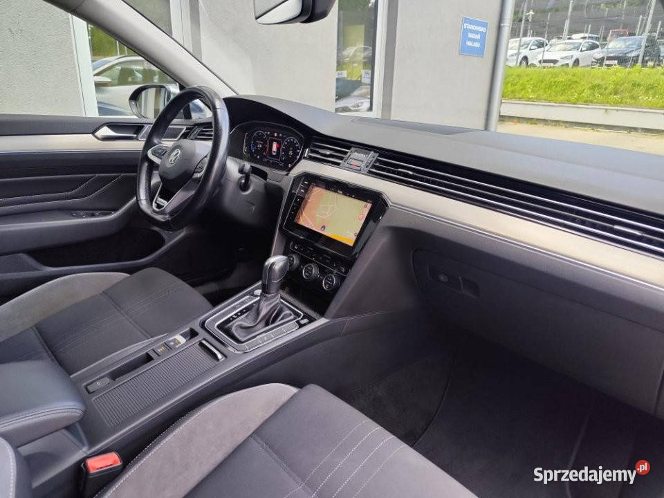 Volkswagen Passat 2019r LED Navi klima 3stref Kraków