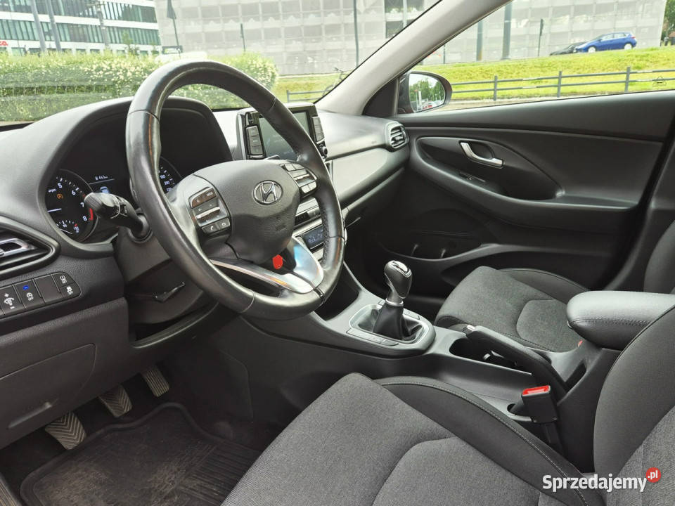Hyundai i30 10 TGDI 6MT 120 Wersja Smart Pakiet i30 Łódź sprzedam