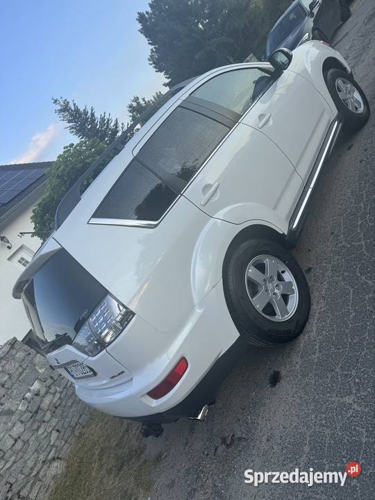 Mitsubishi Outlander 22 DID Intense 4WD diesel Komprachcice