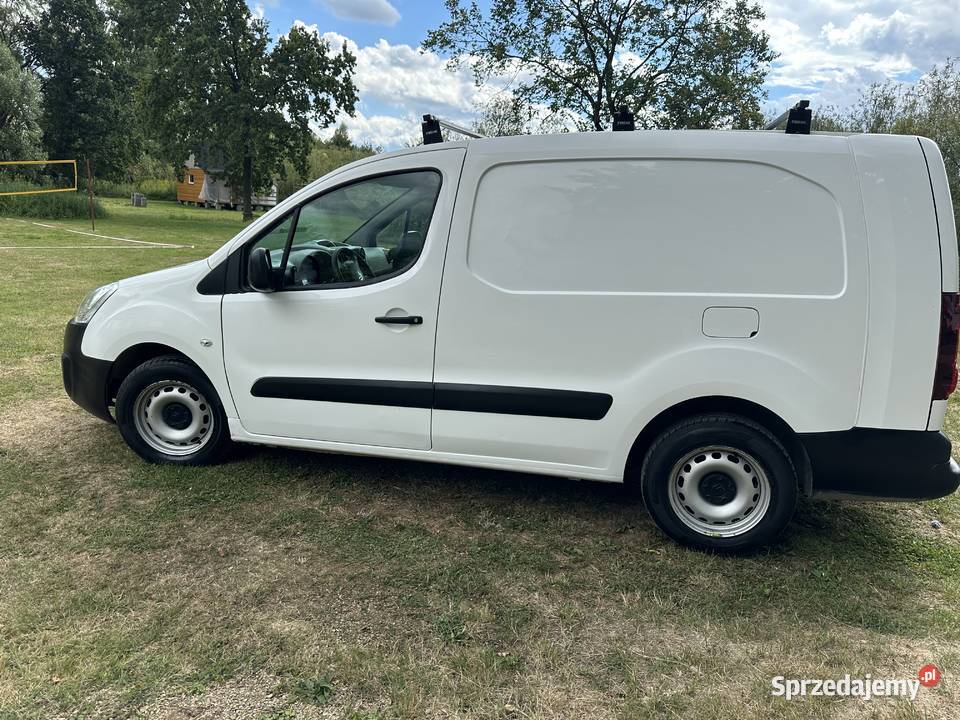 Citroen berlingo 2 osobowy long VAT 1 a Haczów