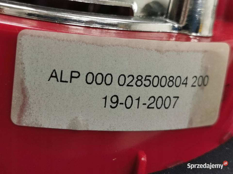 LAMPA PRAWY TYŁ VW GOLF V 20 TDI 20032008