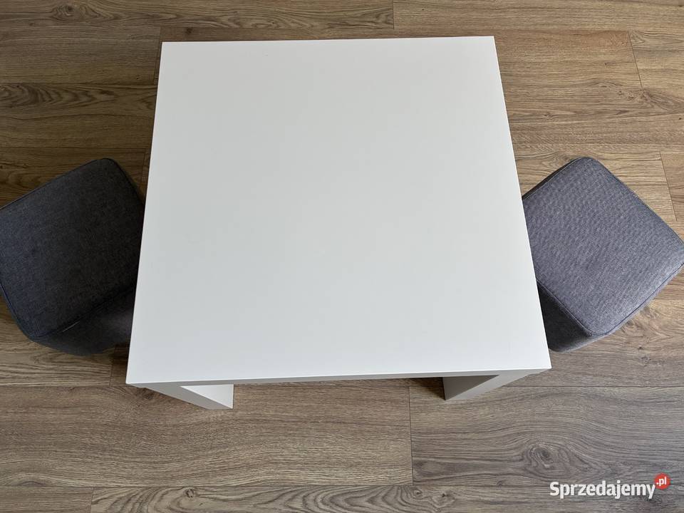 Stolik dziecięcy IKEA 2 pufy Sinsay dziecięce Banino