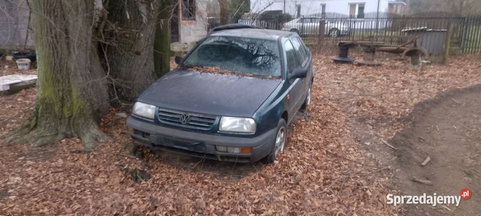 Sprzedam Volkswagen Vento 1996 na części Volkswagen Długosiodło