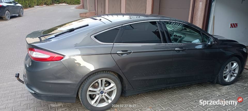 Sprzedam ford mondeo MK5 160 2015 r benzyna Kielce