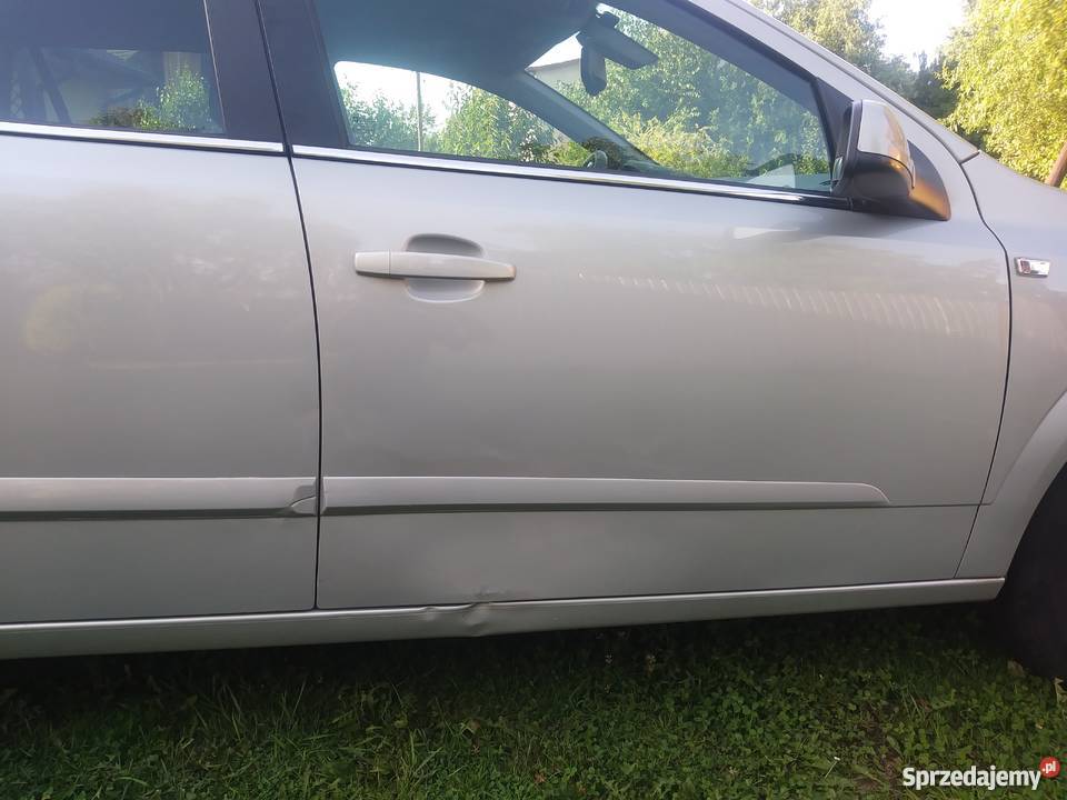 Opel Astra H 17 CDTI Kombi 101 Cosmo bogate ASR (kontrola trakcji) Nowa Wieś