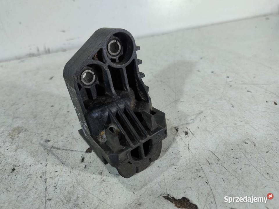 UCHWYT MOCUJĄCY CHŁODNICE ALFA ROMEO GIULIETTA Chłodnie wody
