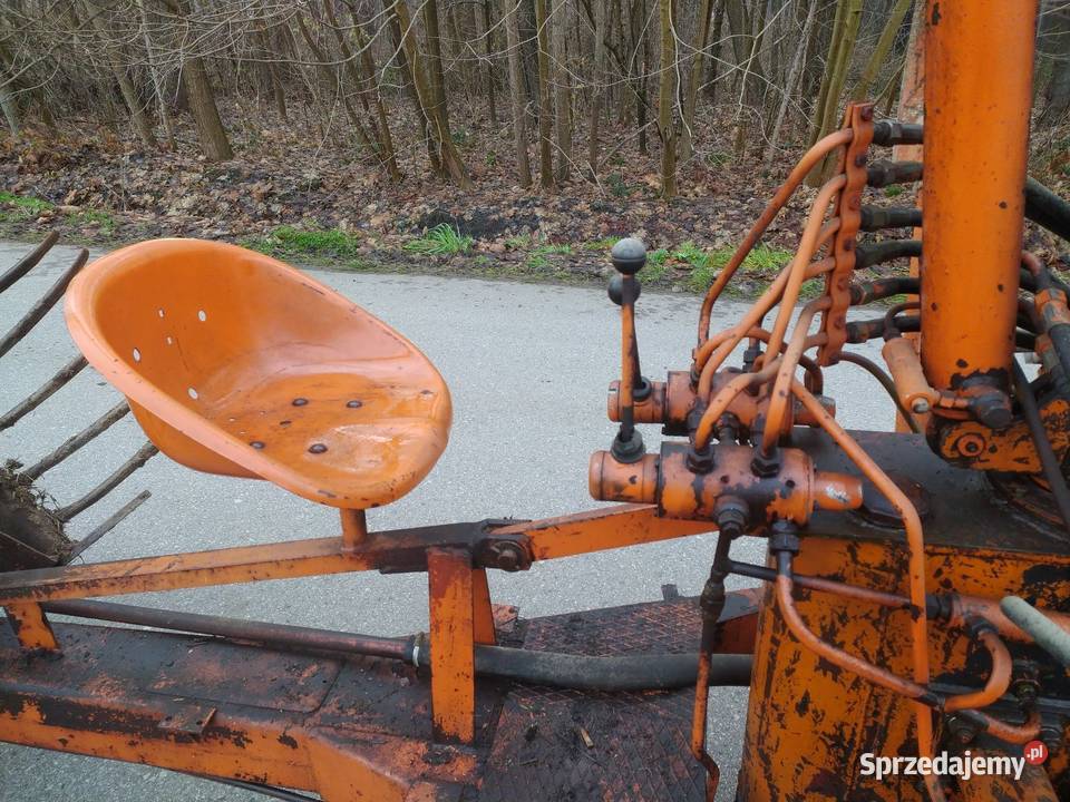 Ładowacz Uhnz 500 ładny i oryginalny stan mało nieuszkodzony Pozostałe małopolskie Dąbrowa Tarnowska
